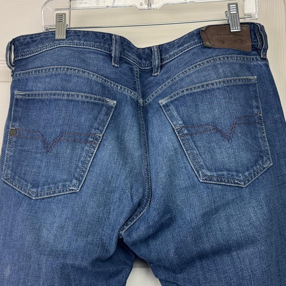 Diesel Men's Blue Jeans 34x32 - Picture 10 of 12